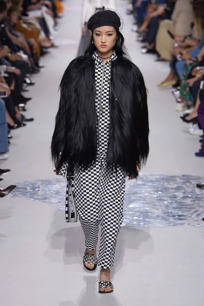 Look 20
